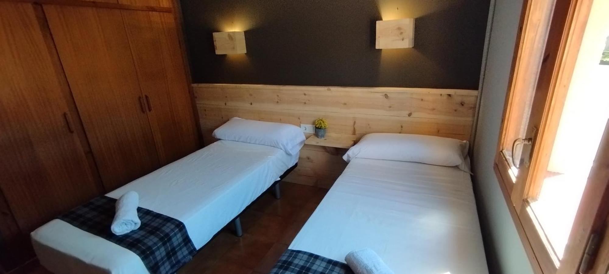 Hostal Casa Pirineus & Deportes De Aventura Baró Zewnętrze zdjęcie