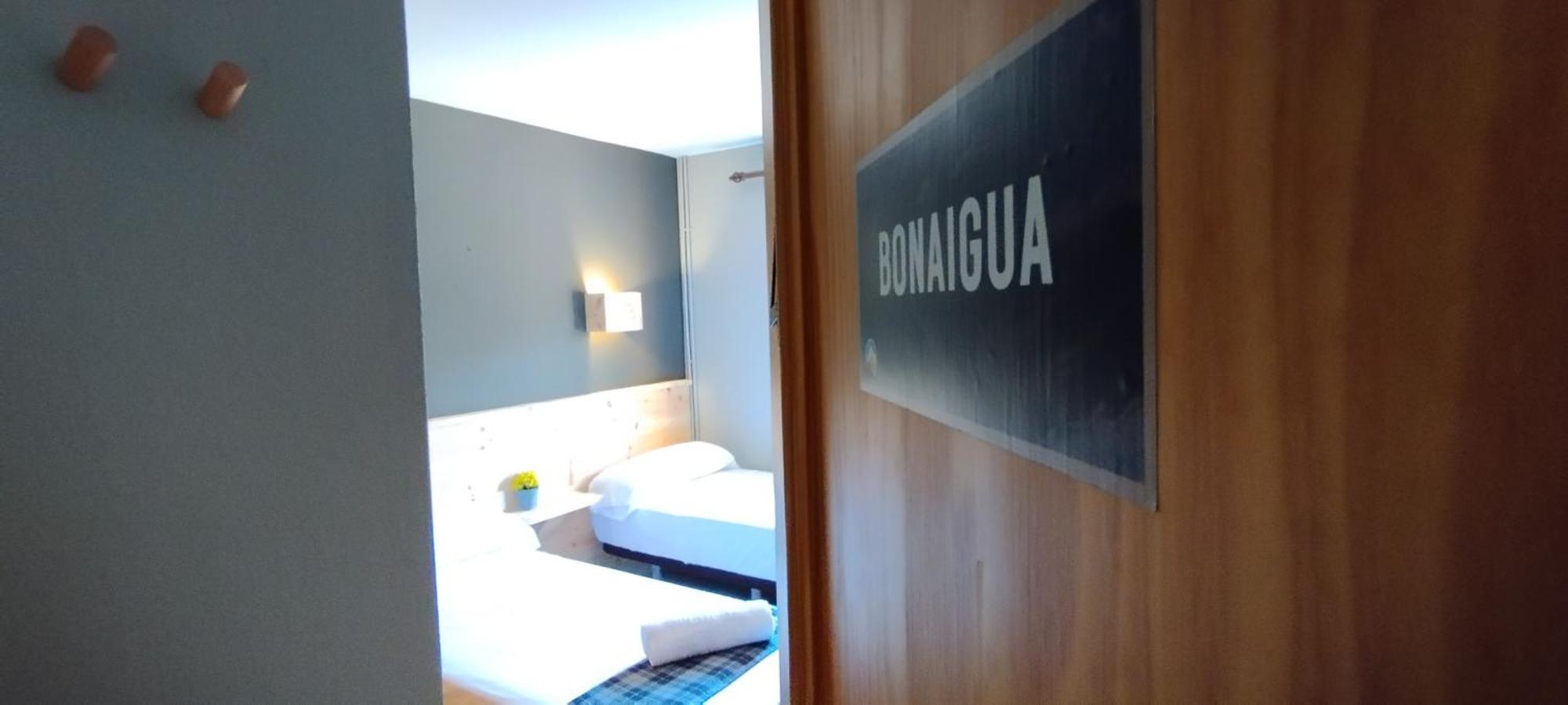 Hostal Casa Pirineus & Deportes De Aventura Baró Zewnętrze zdjęcie
