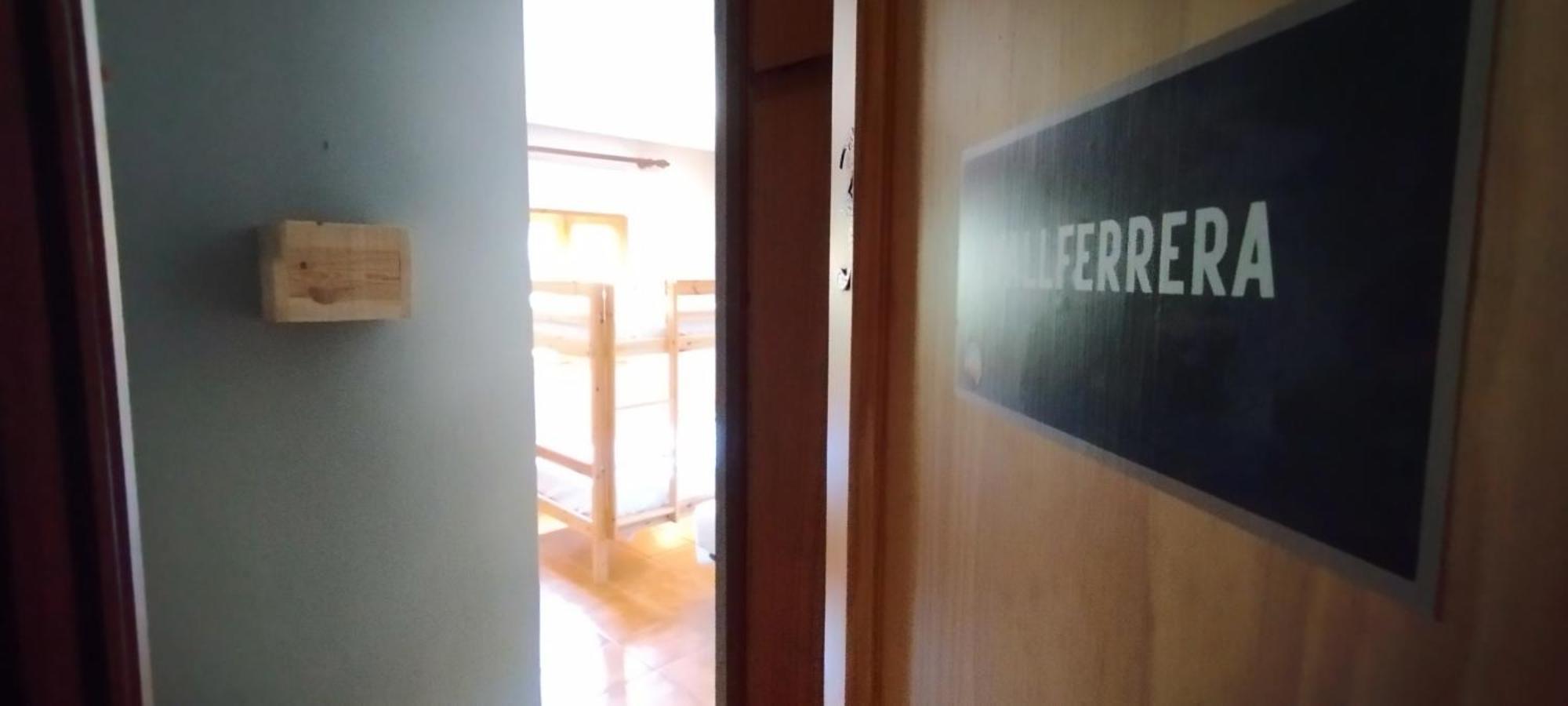 Hostal Casa Pirineus & Deportes De Aventura Baró Zewnętrze zdjęcie
