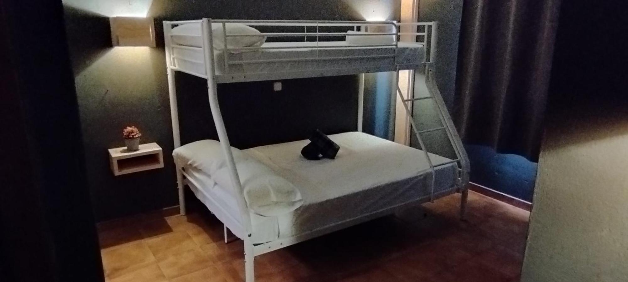 Hostal Casa Pirineus & Deportes De Aventura Baró Zewnętrze zdjęcie